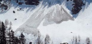 В Карпатах метр снега: спасатели предупредили о лавинной опасности