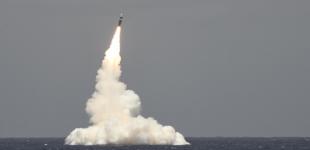 США запустили баллистическую ракету с подлодки