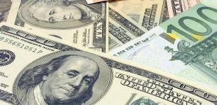 Украинцы удвоили продажу валюты 