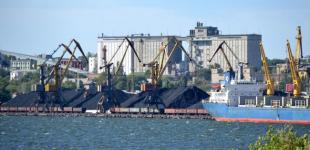 В Миколаєві обстріляли морський порт. Інфраструктура зазнала значних пошкоджень