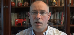 У Донецьку спалахнула база 