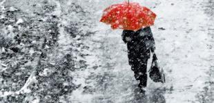 Налипание мокрого снега и гололедица - предупреждают синоптики