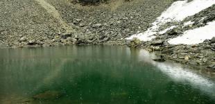 Ученые разгадали тайну озера скелетов в Гималаях