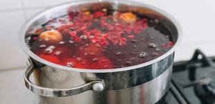 Як зварити смачний компот: які повинні бути пропорції, скільки часу