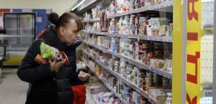 Молоко та м'ясо зростуть в ціні? Як зміняться цінники до кінця березня та Великодня