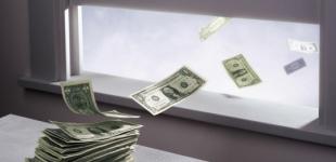 Впервые с 2015 года: НБУ зафиксировал отток иностранных инвестиций из Украины