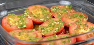 Помідори + 15 хвилин часу — і на столі шедевр: швидке закушування, яке врятує, якщо гості вже за порогом