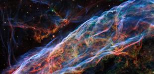 «Hubble» получил невероятно детальный снимок Туманности Вуаль