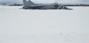 У Росії під час зльоту розвалився військовий літак МіГ-31: відпала носова частина і кабіна пілота