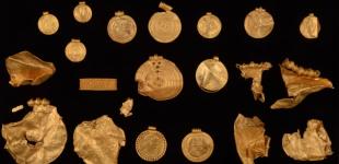 В Ютландии нашли клад золотых медальонов, посвященных богу Одину