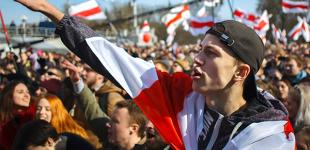 Россию окружают «нацисты»: теперь еще и Батькины