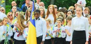 В школах начнут изучать курс финансовой грамотности по новым учебникам