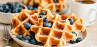 Як приготувати бельгійські вафлі: рецепт найсмачнішого сніданку