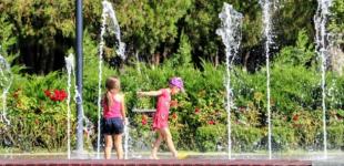 В Україні у четвер - спека до 32°, дощі лише на заході