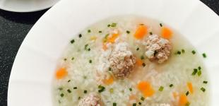 Суп з фрикадельками 