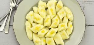 Галушки із твердого сиру та манки: смачно та просто