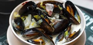 Вершковий суп із мідіями: простий, але вишуканий рецепт