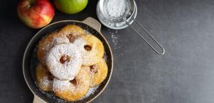 Італійські яблучні оладки: знаменитий рецепт