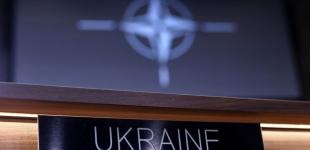 Українці визначилися, що є більшим пріоритетом: вступ до ЄС чи до НАТО