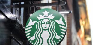 Starbucks має виплатити колишній співробітниці 25 млн доларів