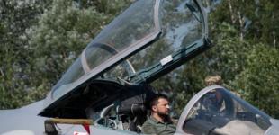 Чехія передала Україні симулятор для підготовки пілотів до роботи на літаках F-16