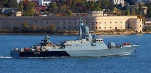 Розвідка підтвердила влучання в Керчі: у Мережі пишуть про ураження ракетного корабля