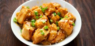 Куряче філе з часником у медово-соєвому соусі: рецепт у східному стилі