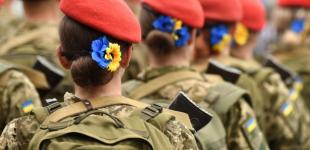 Скільки жінок воюють на передовій: фахівчиня назвала кількість і розповіла про проблему із забезпеченням формою