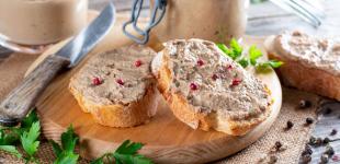 Паштет із курячої печінки: рецепт популярної закуски
