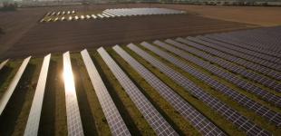 Сонячна енергія обвалила ціни на газ у Європі до мінімуму за два роки, - Bloomberg