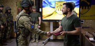 Зеленський відвідав українських військових на Бахмутському напрямку
