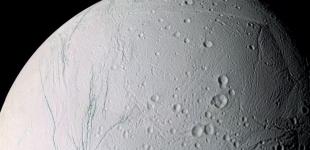 В океані на супутнику Сатурна знайшли докази можливого життя