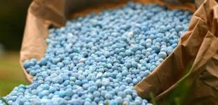 В Украине повысили пошлину на импорт минеральных удобрений из РФ