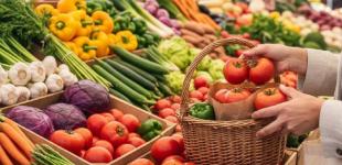 Ціни на продукти в Україні: які овочі та фрукти здорожчали