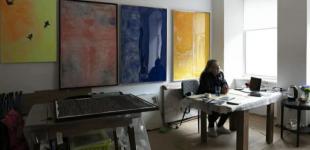 Мисткиня Антоніна Денисюк: «Українські художники зараз живуть і творять у надзвичайній емоційній напрузі, але ми не зникаємо, ми говоримо»