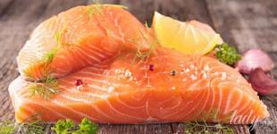 Як засолити лосось вдома: простий рецепт приготування