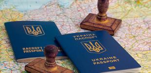 Украинцы боятся потерять безвиз из-за Конституционного суда