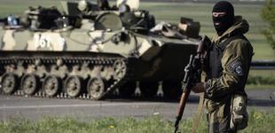 Силовики отбили три атаки боевиков под Славянском, потерь нет