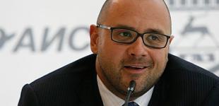 Экс-регионал заблокировал подписание закона об акцизах на иномарки