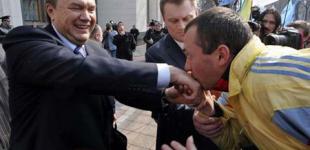 На Януковича подали в суд за узурпацию государственной власти
