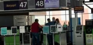 В трех украинских аэропортах появились пункты тестирования на COVID-19