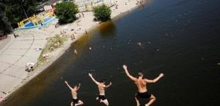 В Киеве разрешили купаться на девяти пляжах