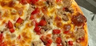 Піца з тунцем за 30 хвилин: рецепт нашвидкуруч для домашньої вечері