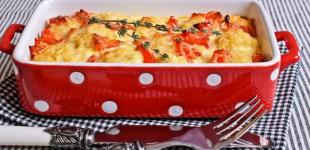 Запіканка з цвітної капусти з куркою, грибами та солодким перцем: простий рецепт