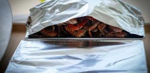 Фольга може зруйнувати вашу їжу: ось страви, які категорично заборонено готувати в ній