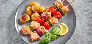 Шашлик із лосося: цікавий рецепт