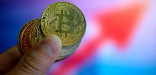 Bitcoin злетів до 94 000 доларів після двотижневого падіння: що чекає крипторинок