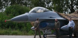 Україна не матиме повної ескадрильї F-16 до кінця року, - WSJ