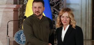 ЗМІ пишуть, що Київ пропонує саміт у Римі на тлі похорону Папи: що кажуть у Зеленського