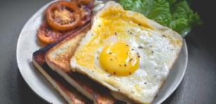 Своєчасний сніданок сприяє довголіттю: науковці виявили новий зв’язок між режимом харчування та тривалістю життя